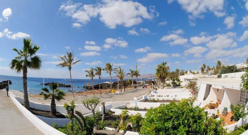 Aparthotel Costa Volcán & Spa