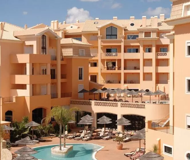 Estrela Da Luz Resort