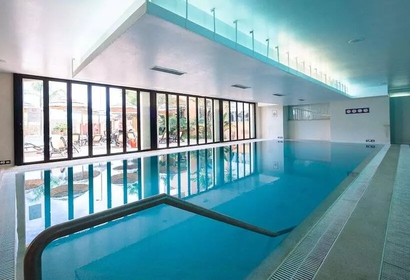 Estrela Da Luz Resort