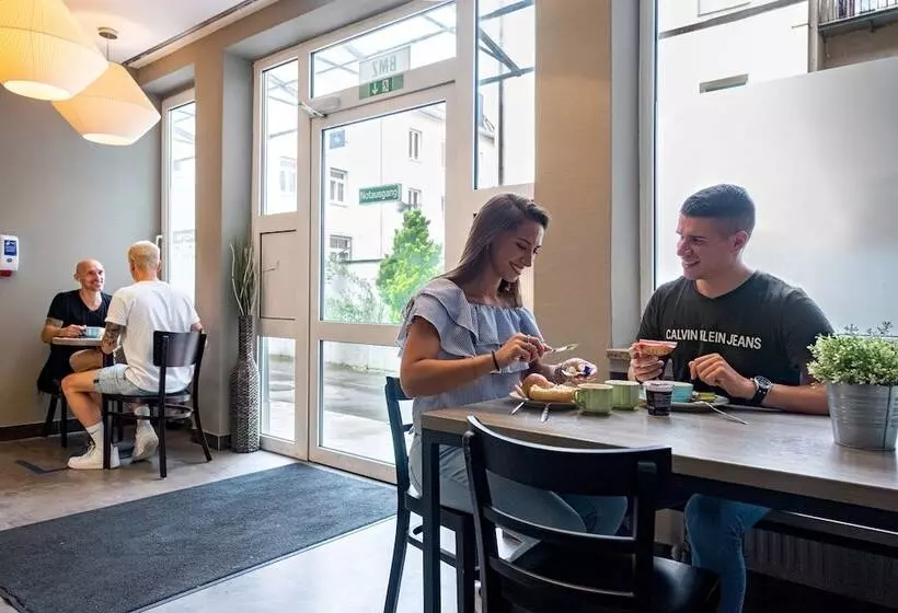 酒店 a&o München Hauptbahnhof