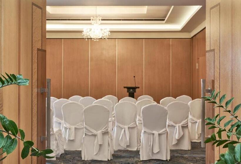 هتل Atlantica Oasis