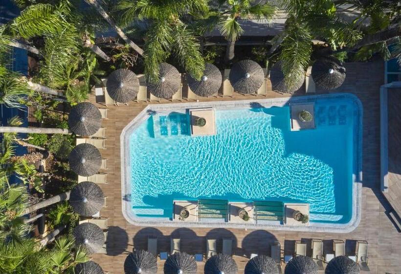 هتل Atlantica Oasis