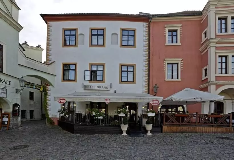 Отель Grand