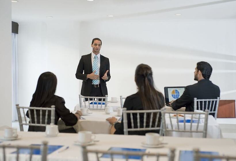 هتل Hodelpa Centro Plaza