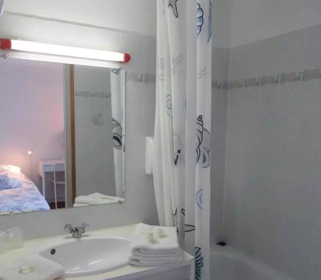 Отель Hôtel Hexagone