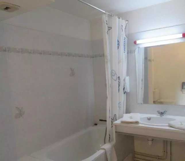 Отель Hôtel Hexagone