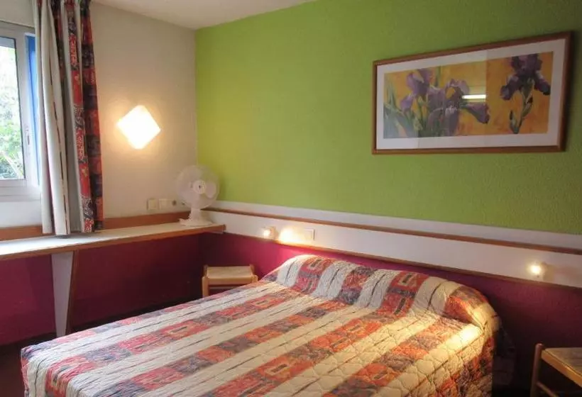 Отель Hôtel Hexagone