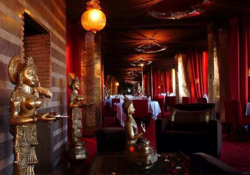 هتل Les Jardins De La Koutoubia