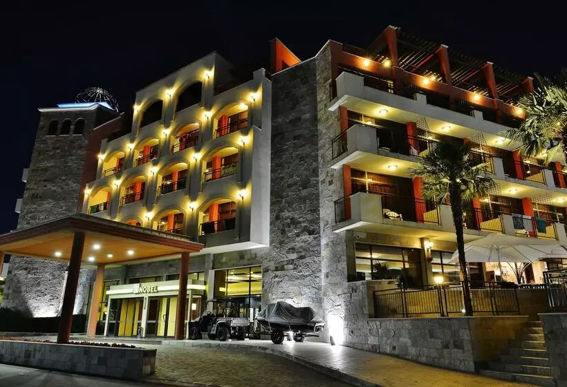 בית מלון כפרי Nobel Ultra All Inclusive   Free Beach Access