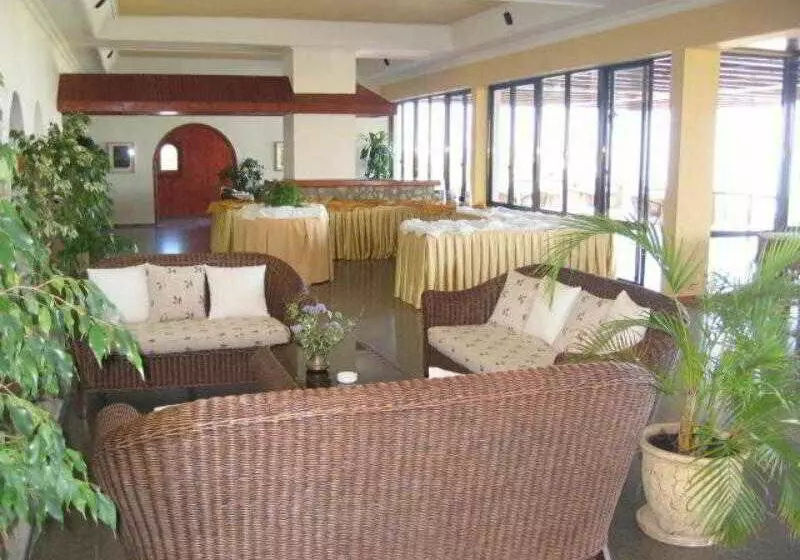 Отель Onar Holiday Village