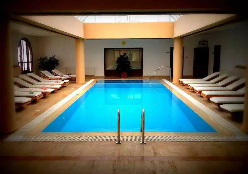 Отель Onar Holiday Village