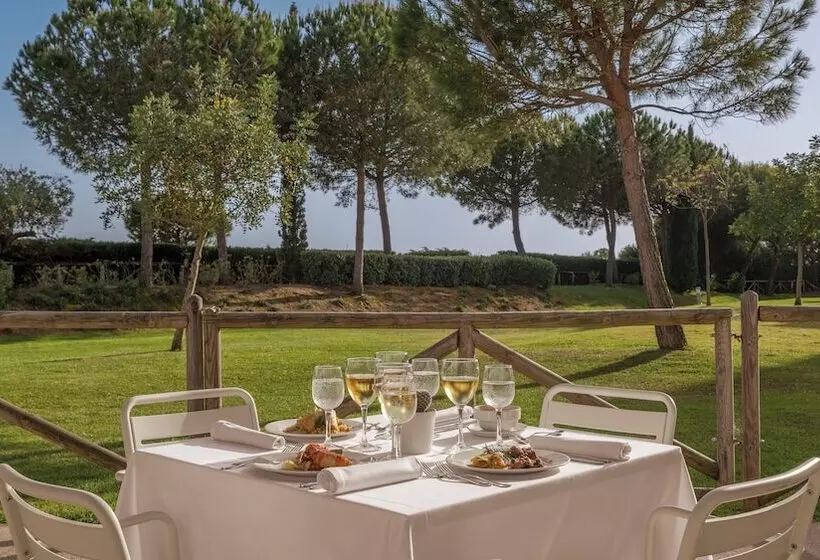 Precise Resort El Rompido-The Club