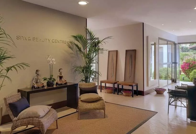 Precise Resort El Rompido-The Club