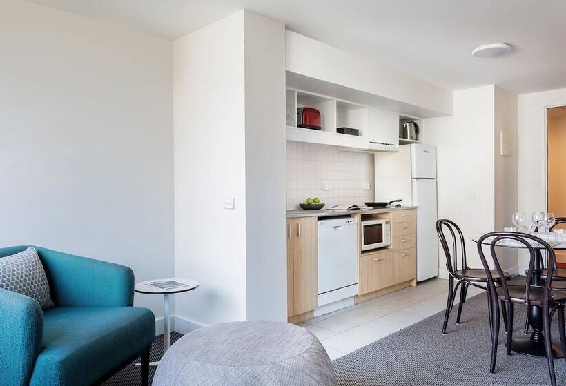 Quality Apartments Melbourne Central