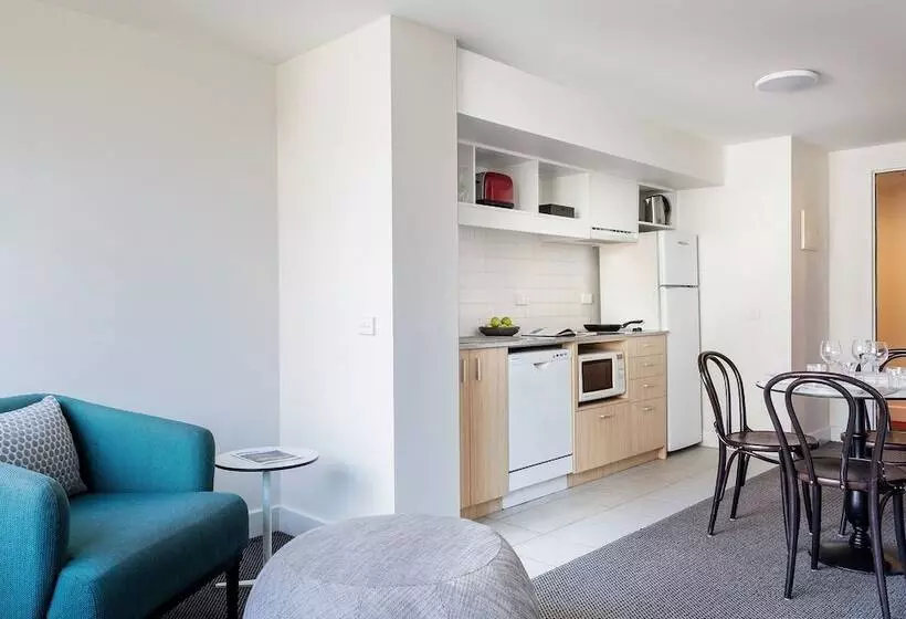 Quality Apartments Melbourne Central