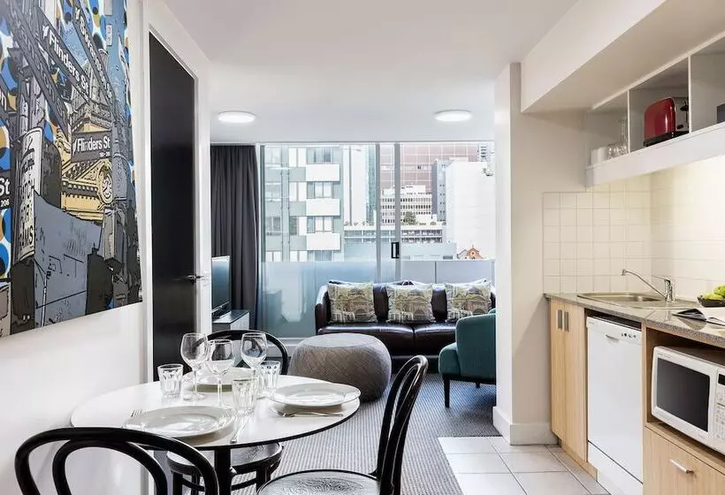 Quality Apartments Melbourne Central