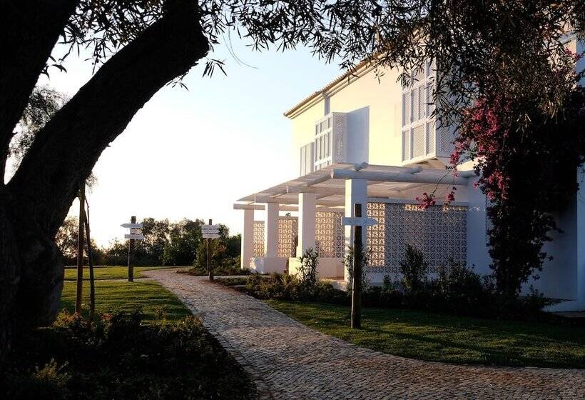 Resort Octant Vila Monte