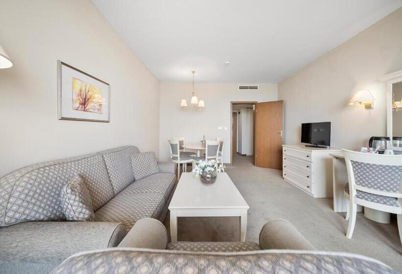 هتل Hvd Riviera Beach