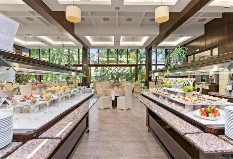 هتل Hvd Riviera Beach