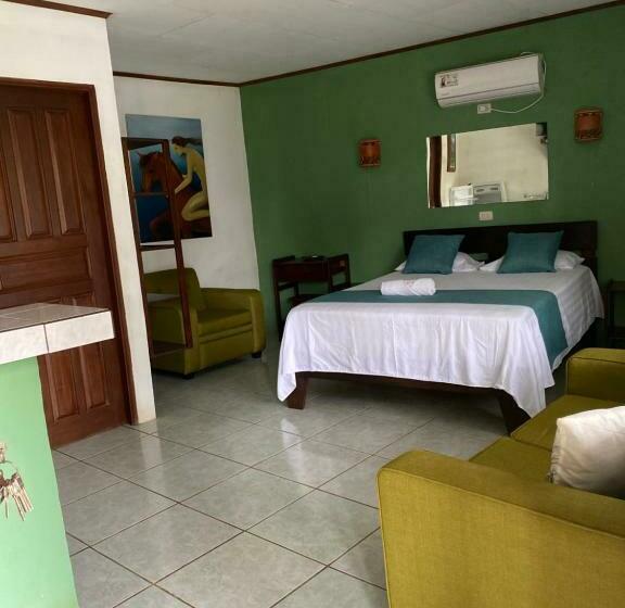 הוסטל Coyote Lodge Costa Rica