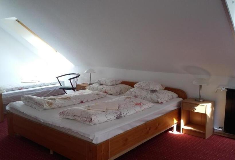 Ostello Polgármester étterem és Panzió