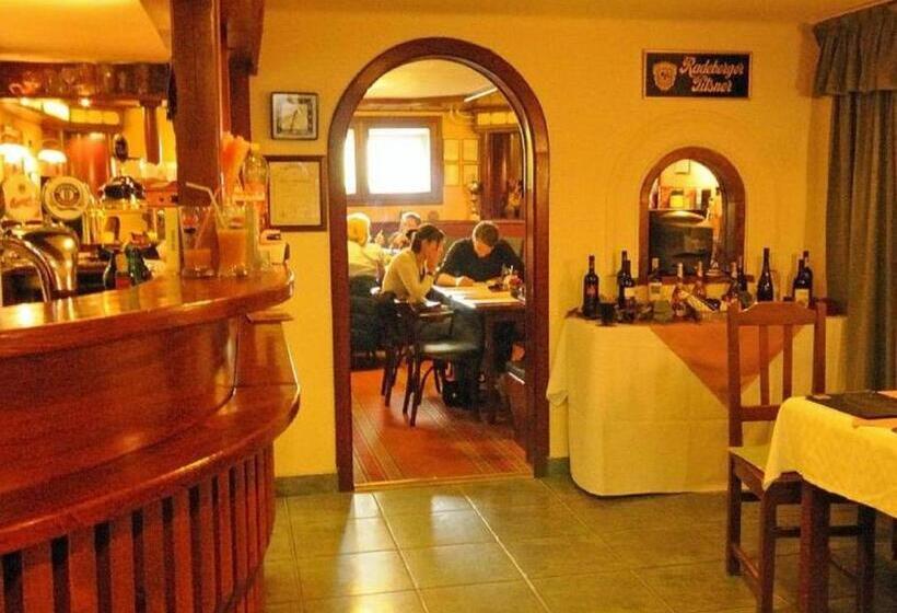 Ostello Polgármester étterem és Panzió