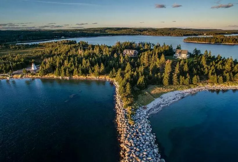 Retkeilymaja Seawind Landing Country Inn