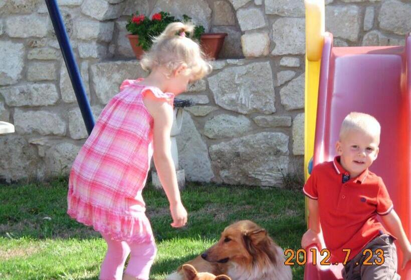 צימר Bényei Fogadó Panzió és étterem