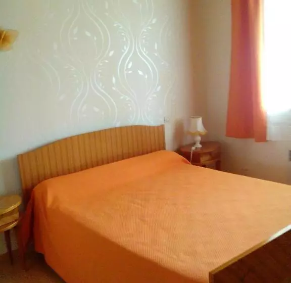 Aamiaismajoitus (B&B) Chambres D'hôtes Mazurier