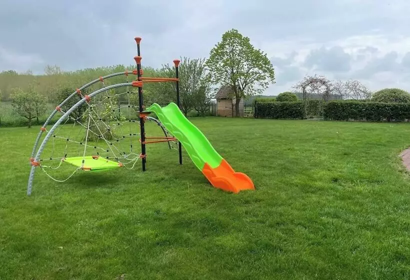 Aamiaismajoitus (B&B) La Ferme Du Paradis