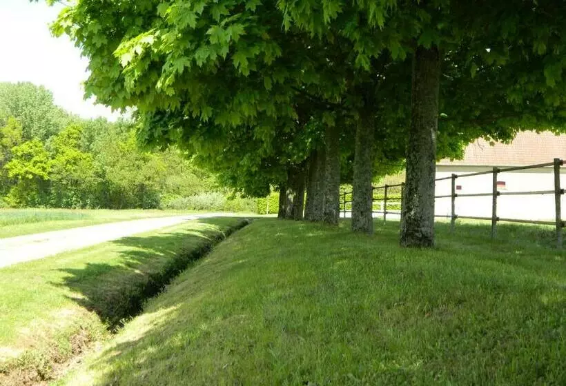 ベッドアンドブレックファースト Le Bout Du Monde