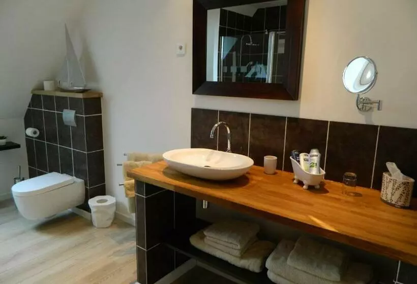 ベッドアンドブレックファースト Le Bout Du Monde