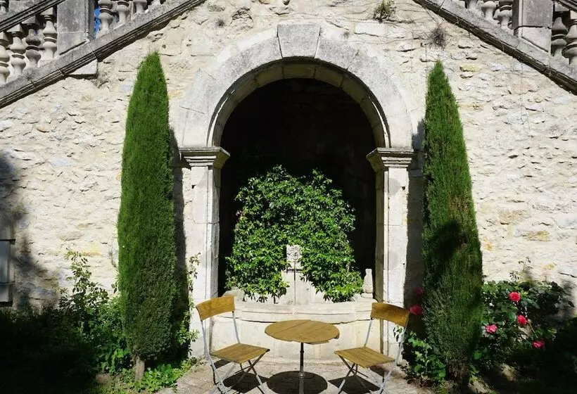 Aamiaismajoitus (B&B) Les Deux Tours