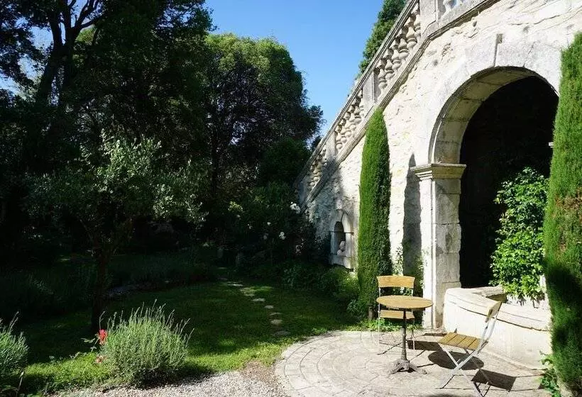 Aamiaismajoitus (B&B) Les Deux Tours