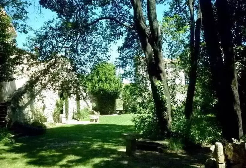 Aamiaismajoitus (B&B) Les Deux Tours