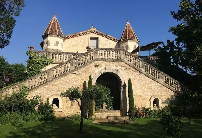 Aamiaismajoitus (B&B) Les Deux Tours