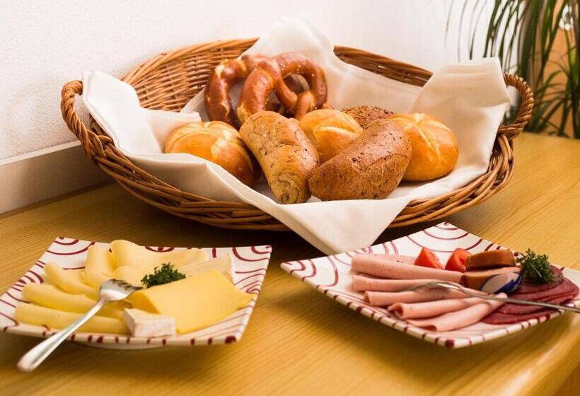 Gasthaus Und Hotel Göttler Josef