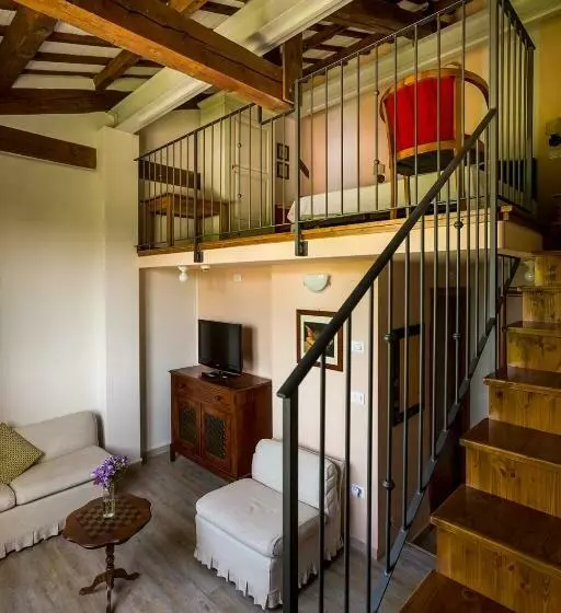 هتل Agriturismo Corte Carezzabella