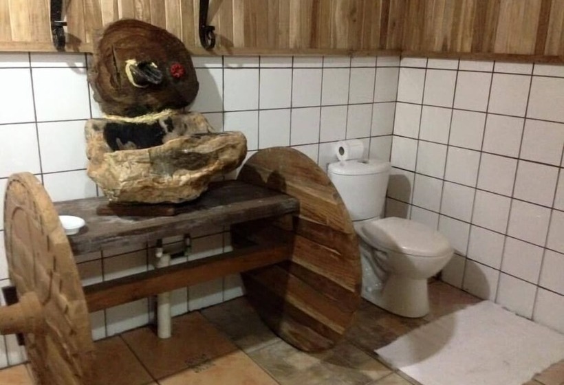 هتل Cabinas Piuri