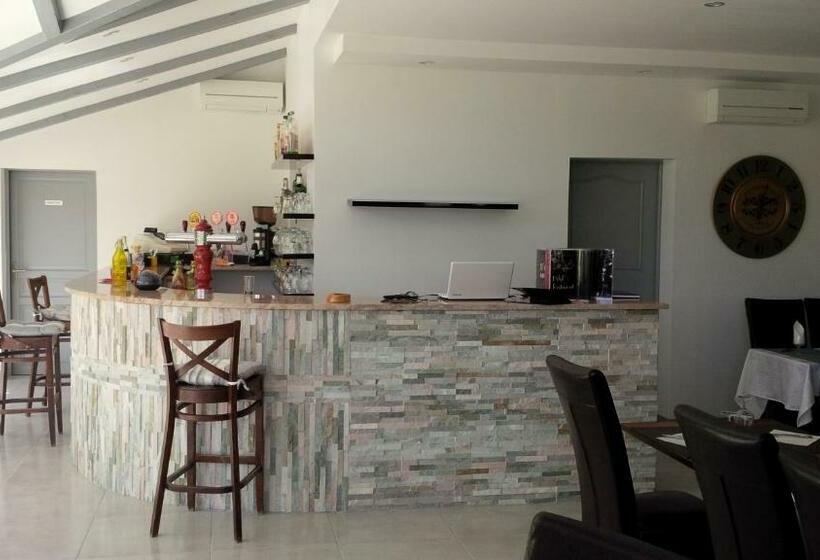 酒店 Hôtel Restaurant Le Mistral