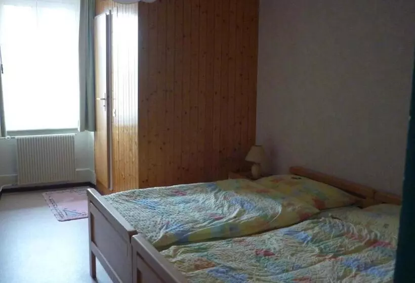 ホテル La Caquerelle