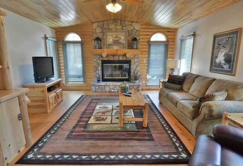 Отель Sunset Shores Retreat Condo