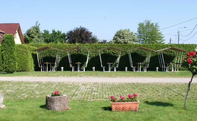 Majatalo Bo Ni Vendégház