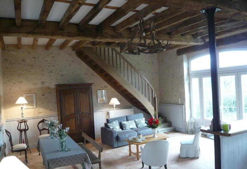 بنسيون Domaine De Montgenoux