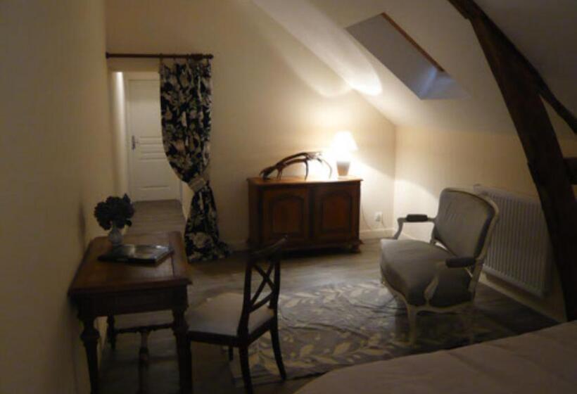 بنسيون Domaine De Montgenoux