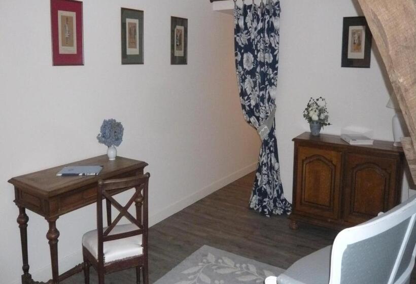 بنسيون Domaine De Montgenoux