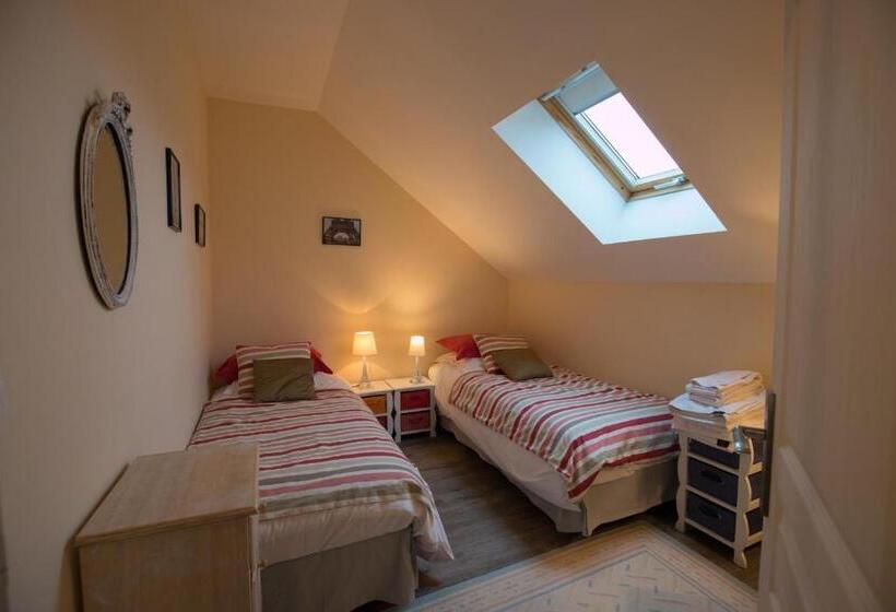 بنسيون Domaine De Montgenoux