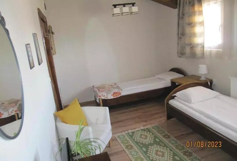 Majatalo Guest House Belchin View