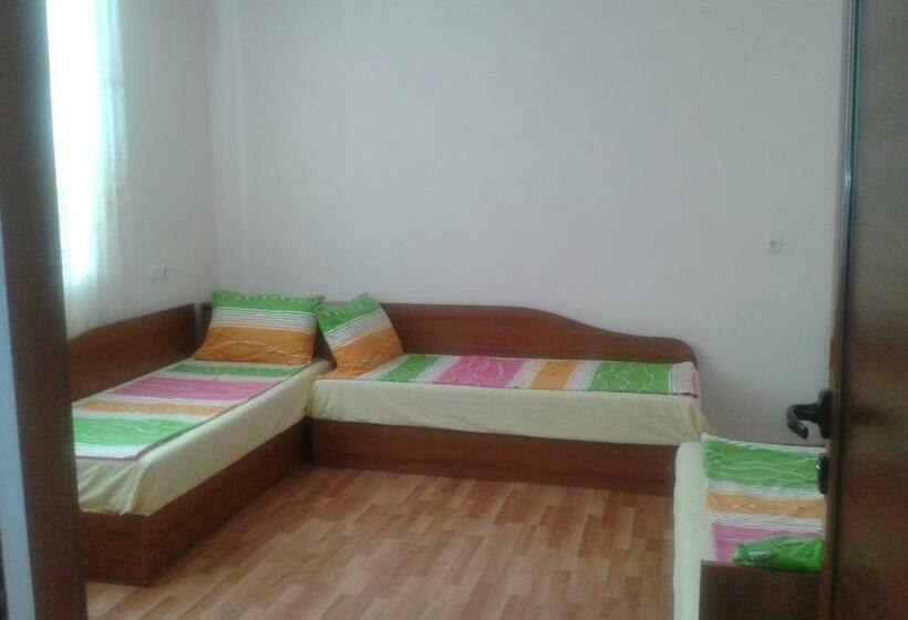 膳宿费 Guesthouse Tanya