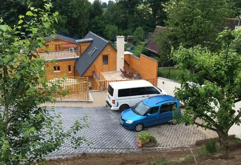 リゾートホテル Chaty Pod Sokolím Hřbetem